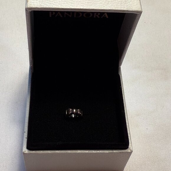 Authentic Pandora Cute Bow Spacer Charm 790303 Sterling Silver 925 - Picture 1 of 3